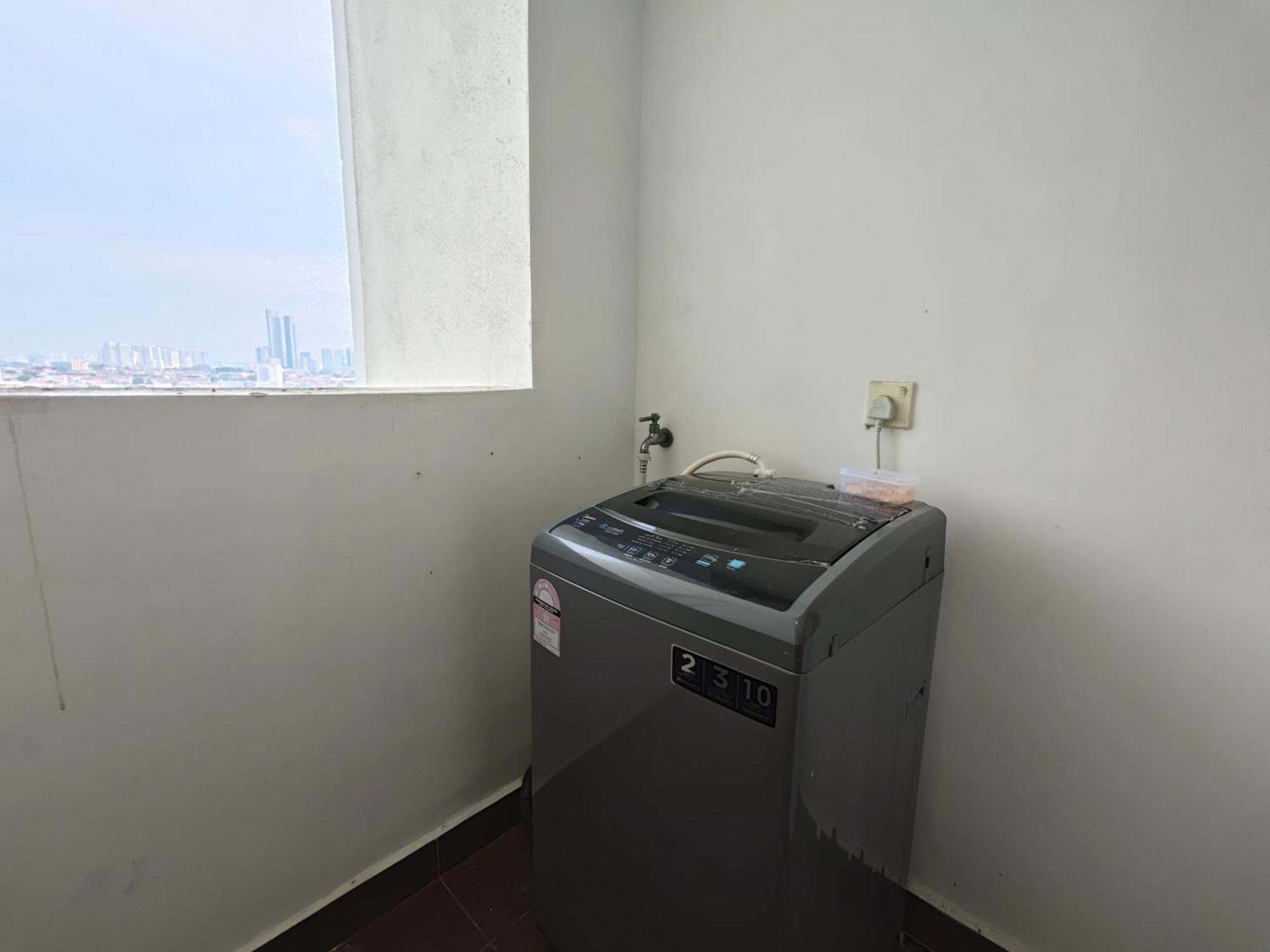 One Tebrau By Antlerzone Apartment ยะโฮร์บาห์รู ภายนอก รูปภาพ